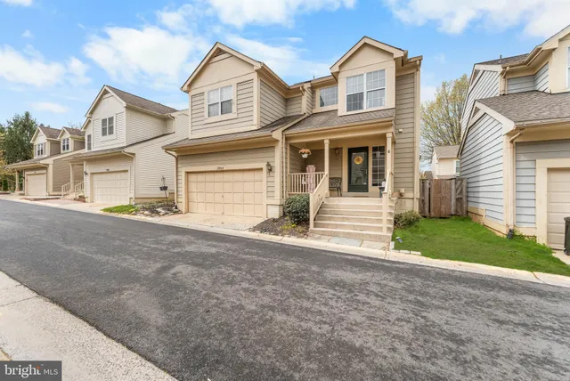 a view of a house with a outdoor space
