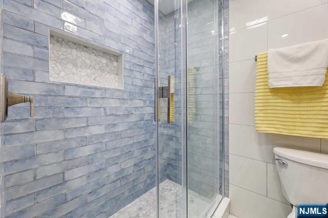 22 Engle Street, Unit R17 Englewood, NJ 07631 - Photo 2 of 36