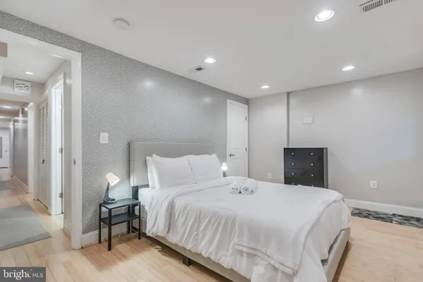 $2,650 | 26 T Street Northeast, Unit 1, Washington, DC 20002