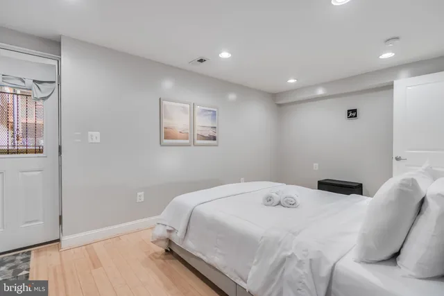 $2,650 | 26 T Street Northeast, Unit 1, Washington, DC 20002