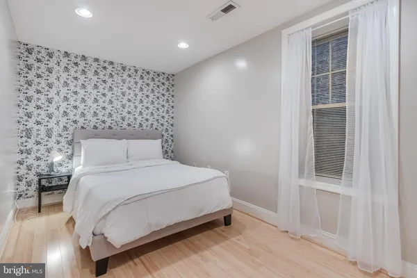 $2,650 | 26 T Street Northeast, Unit 1, Washington, DC 20002