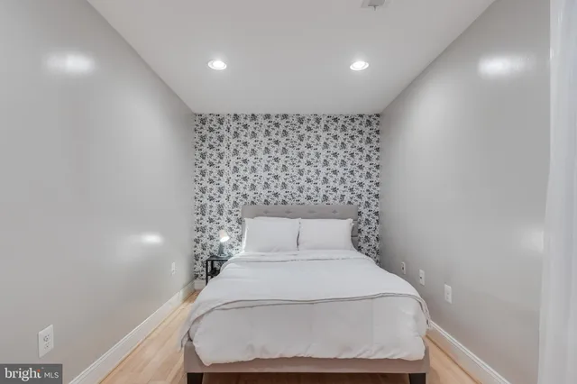 $2,650 | 26 T Street Northeast, Unit 1, Washington, DC 20002