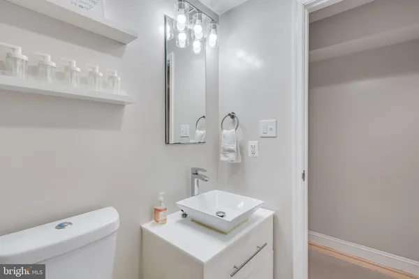 $2,650 | 26 T Street Northeast, Unit 1, Washington, DC 20002