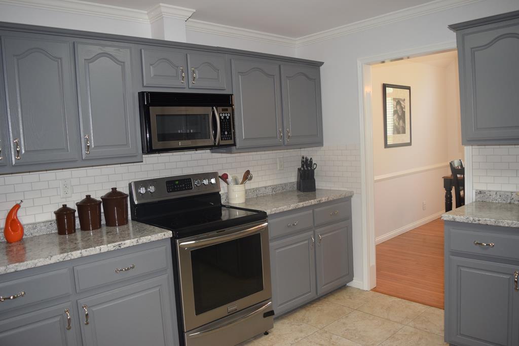 208 Autumn Ridge Road Glasgow, KY 42141 - Photo 6 of 14 Gallery Image 6