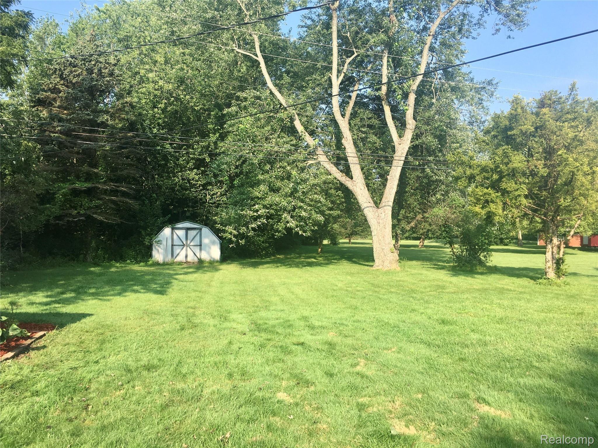 5590 Denton Road Canton, MI 48188 - Photo 10 of 10 IMG_0633.jpg