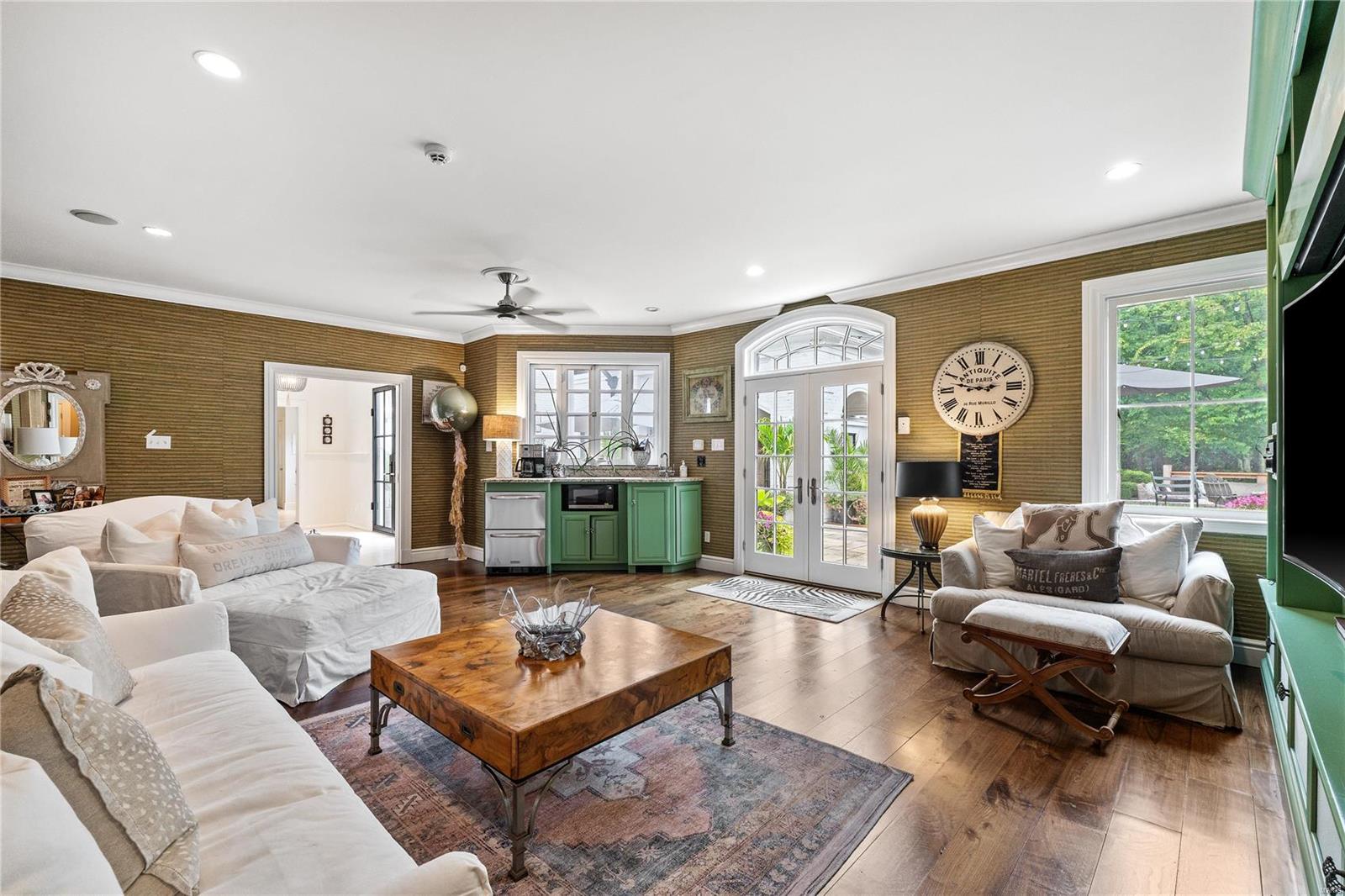 8 Radnor Road Huntleigh, MO 63131 - Photo 36 of 63