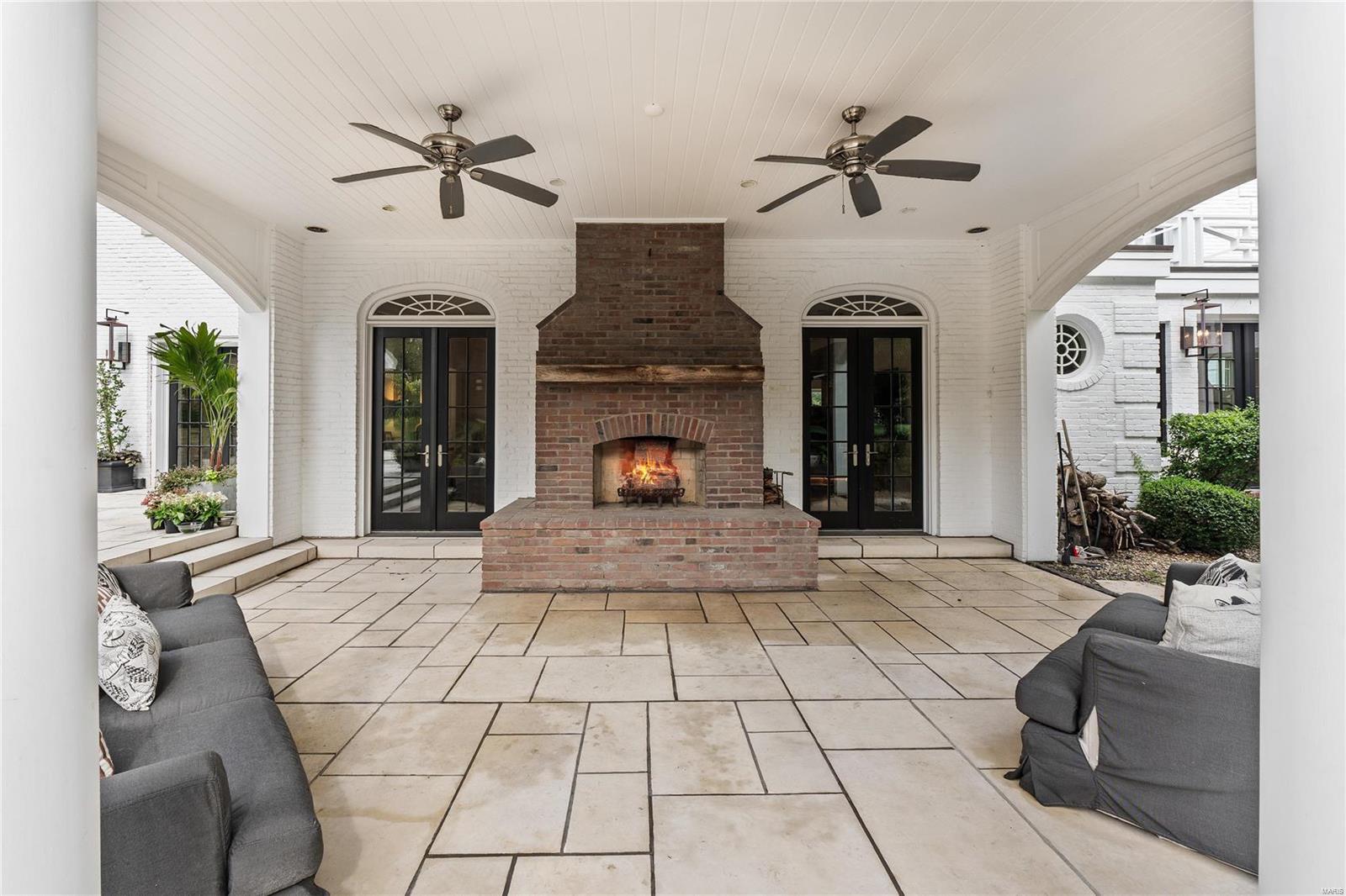 8 Radnor Road Huntleigh, MO 63131 - Photo 46 of 63