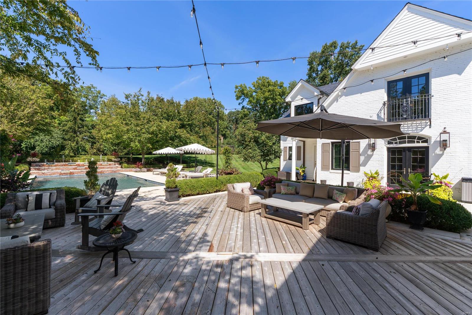 8 Radnor Road Huntleigh, MO 63131 - Photo 47 of 63