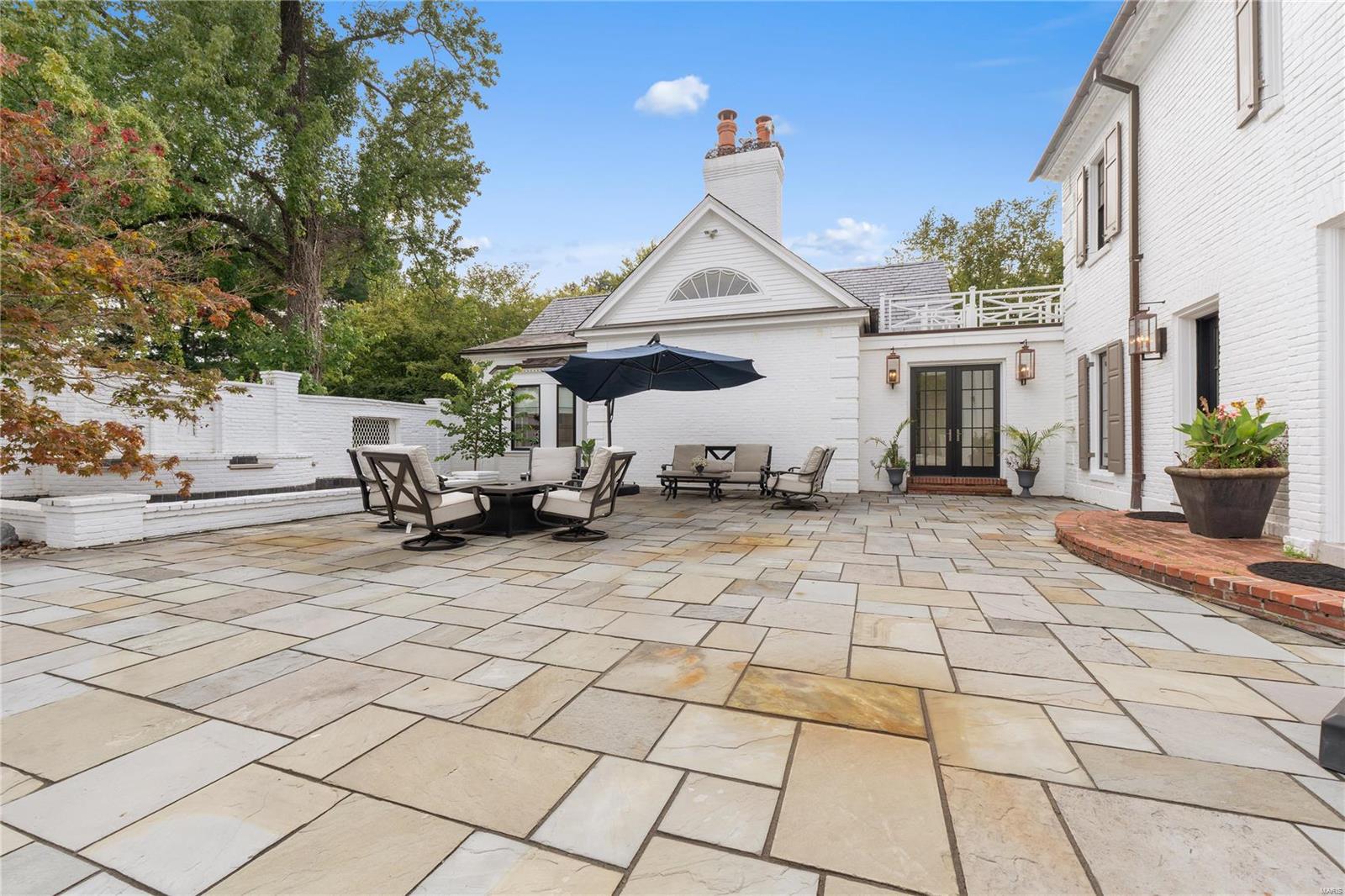 8 Radnor Road Huntleigh, MO 63131 - Photo 48 of 63