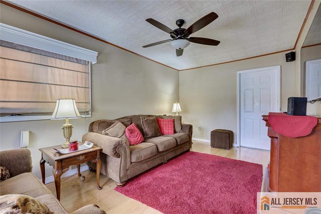 26 Winant Road Kendall Park, NJ 08824 - Photo 14 of 21 Gallery Image 14