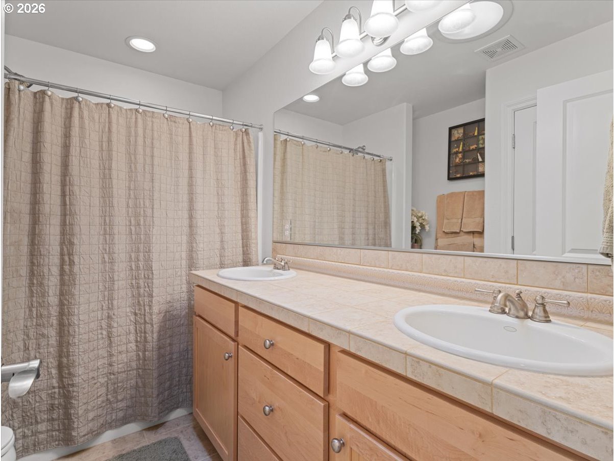211 Southeast 198th Place Camas, WA 98607 - Photo 25 of 39