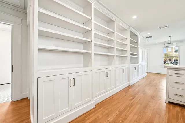 $2,900 | 1224 Waverly Street, Houston, TX 77008