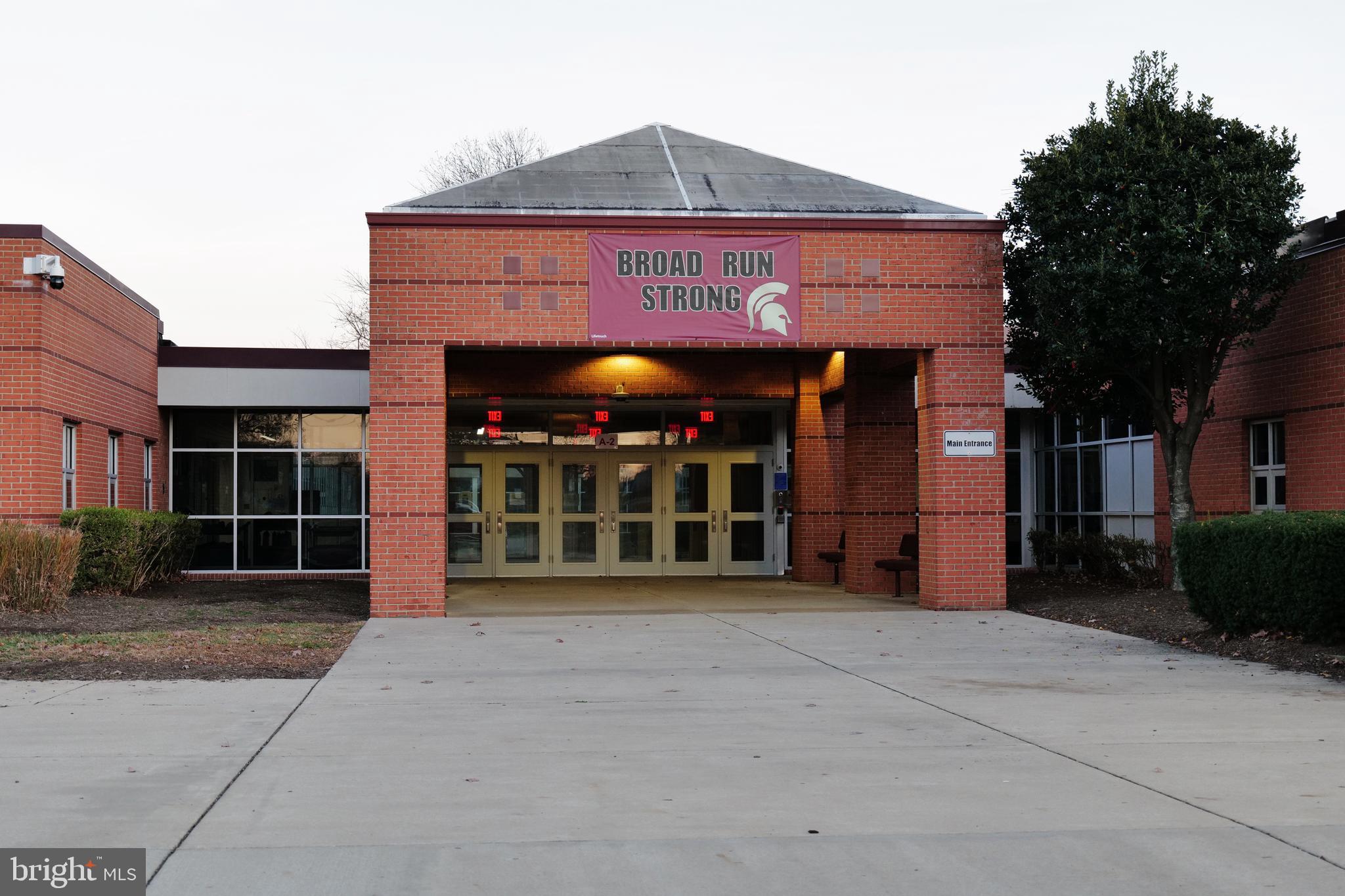 20203 Hopi Drive Ashburn, VA 20147 - Photo 19 of 20