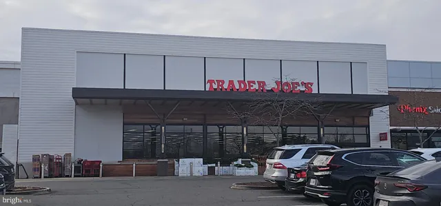 $4,100 | 20203 Hopi Drive, Ashburn, VA 20147