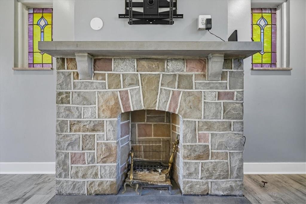 1327 Buente Street Pittsburgh, PA 15212 - Photo 29 of 44 Fire Place