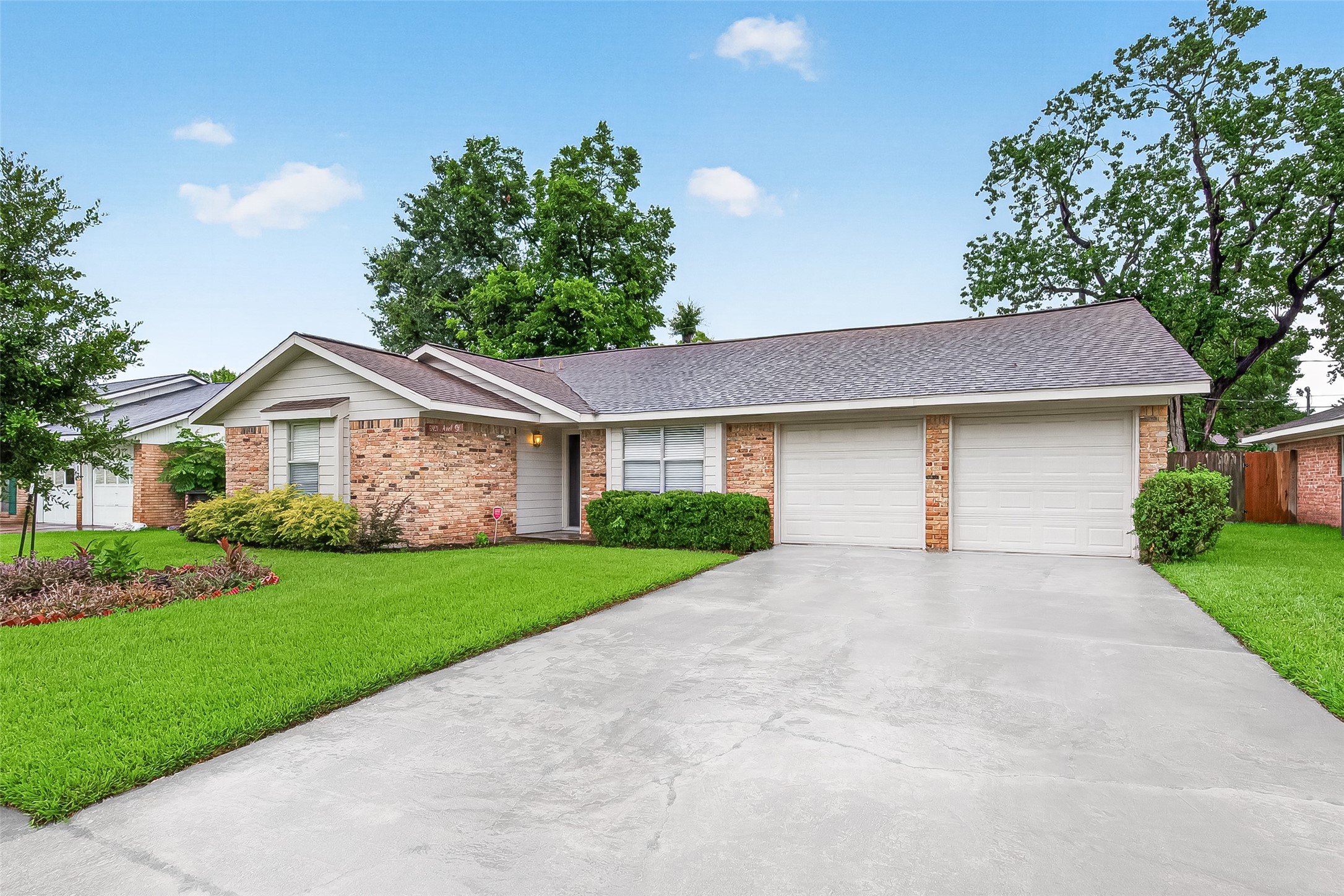 5921 Ariel Street Houston, TX 77074 - Photo 29 of 34