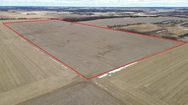 $2,400,000 | Xxx Prairie Road, New Richmond, WI 54017