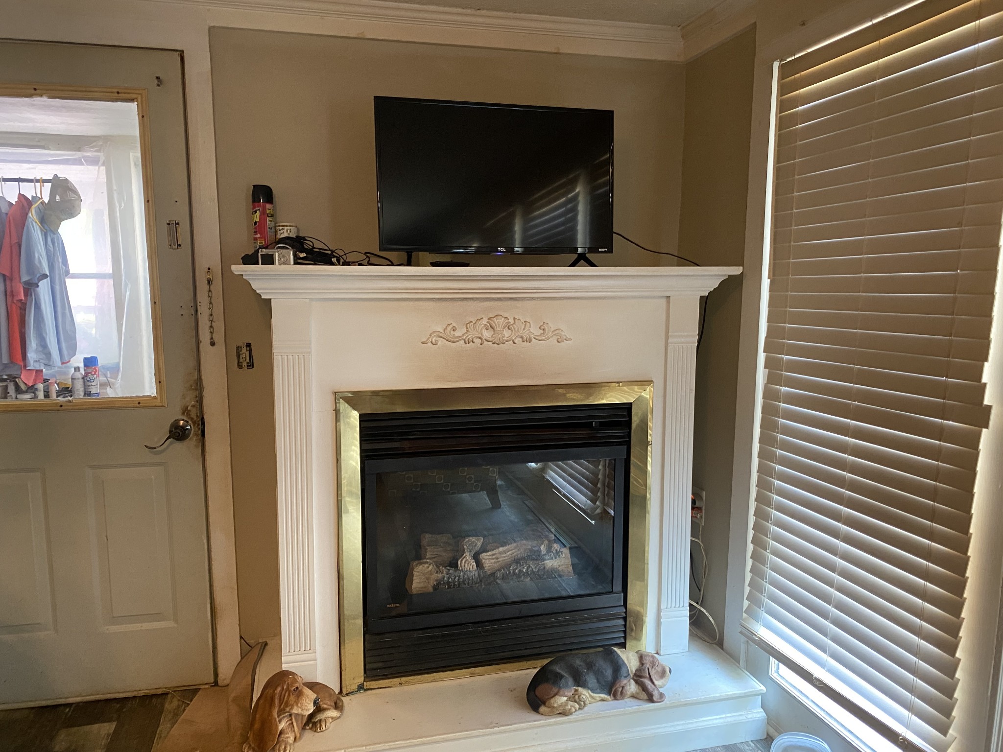 691 Hodges Bridge Road Doyle, TN 38559 - Photo 24 of 42 a living room with a fireplace and a fireplace