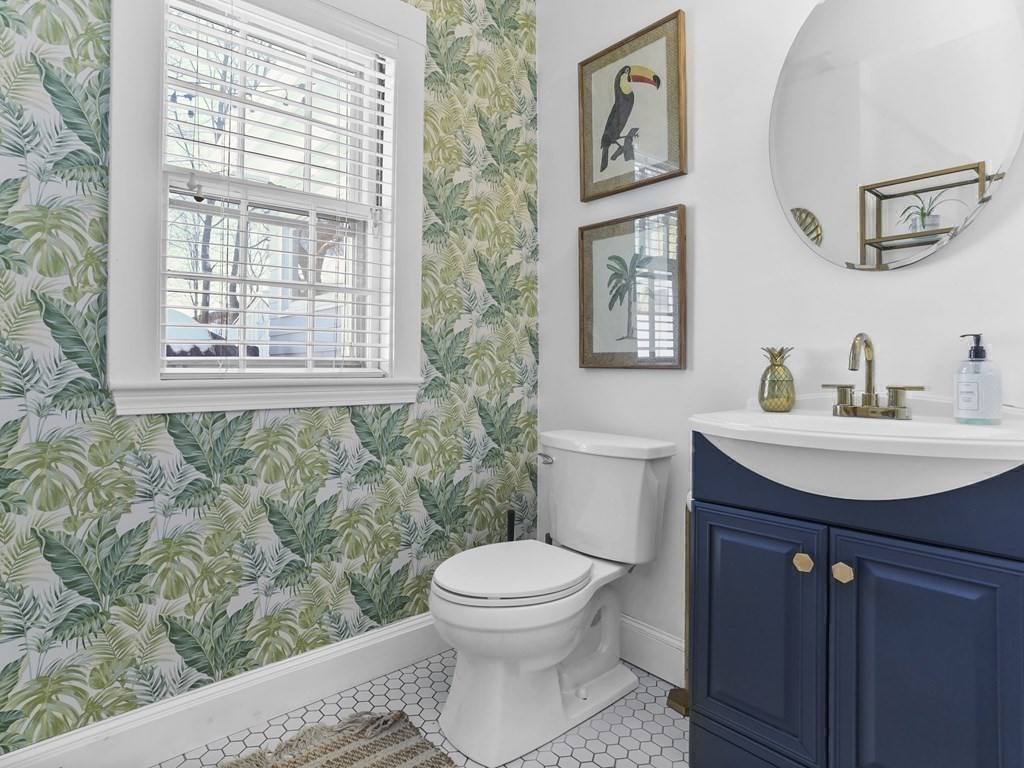 80 Brookside Avenue Newton, MA 02460 - Photo 12 of 28