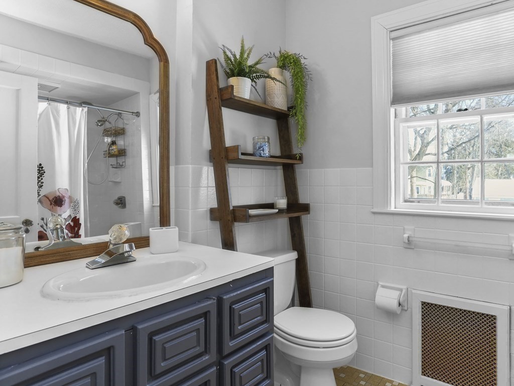 80 Brookside Avenue Newton, MA 02460 - Photo 20 of 28