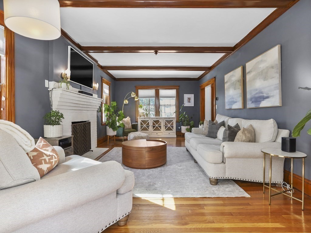 80 Brookside Avenue Newton, MA 02460 - Photo 5 of 28