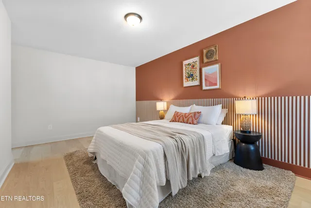 $385,000 | 1805 Bennett Vlg Drive, Maryville, TN 37804