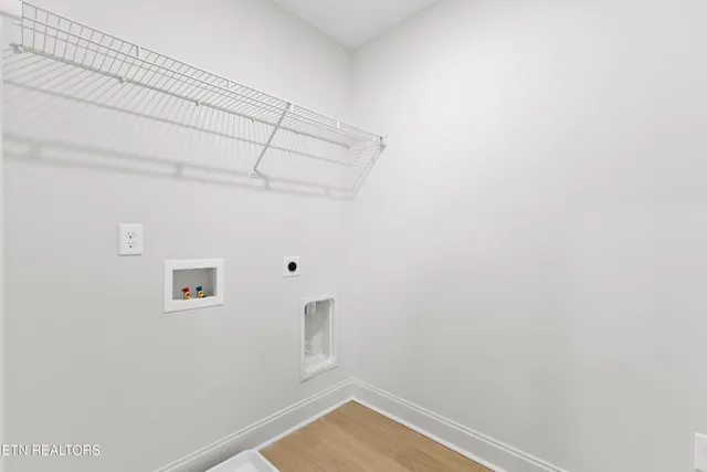 $385,000 | 1805 Bennett Vlg Drive, Maryville, TN 37804