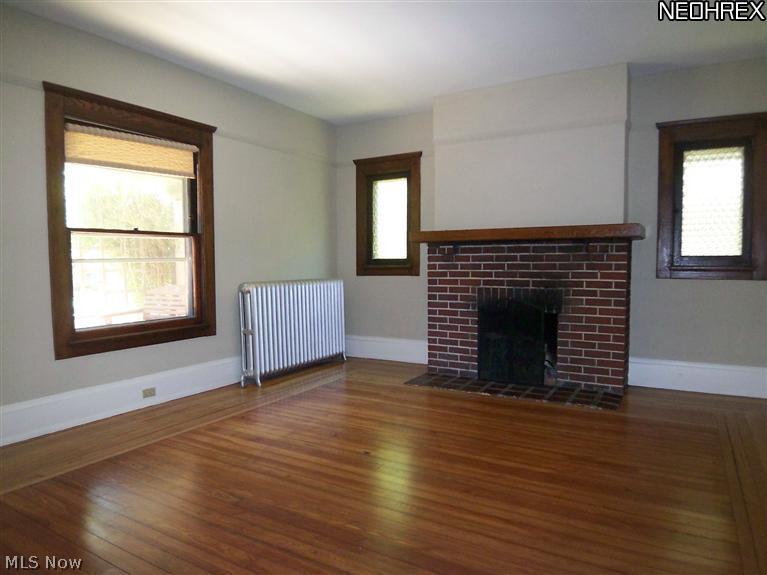 1803 Radnor Road Cleveland, OH 44118 - Photo 5 of 19