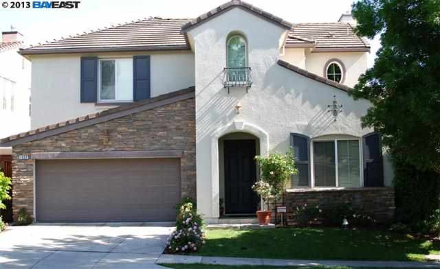 1237 Andreas Way San Ramon, CA 94582 - Photo 1 of 1 a front view of a house with garden