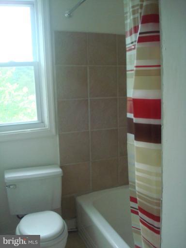 1536 Roundhill Road Baltimore, MD 21218 - Photo 26 of 26 Hall Bath 2