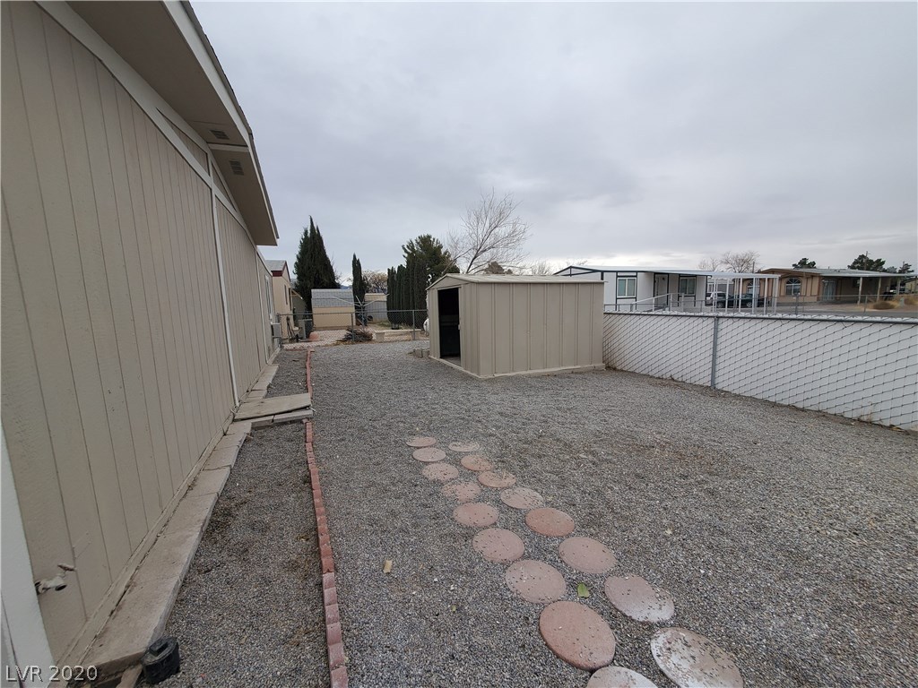 41 Russell Road Pahrump, NV 89048 - Photo 3 of 20 Gallery Image 3