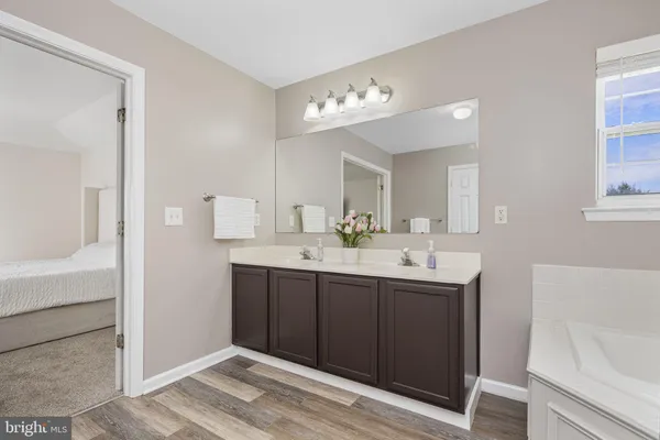 $549,900 | 403 Inkwell Court, Oxford, PA 19363