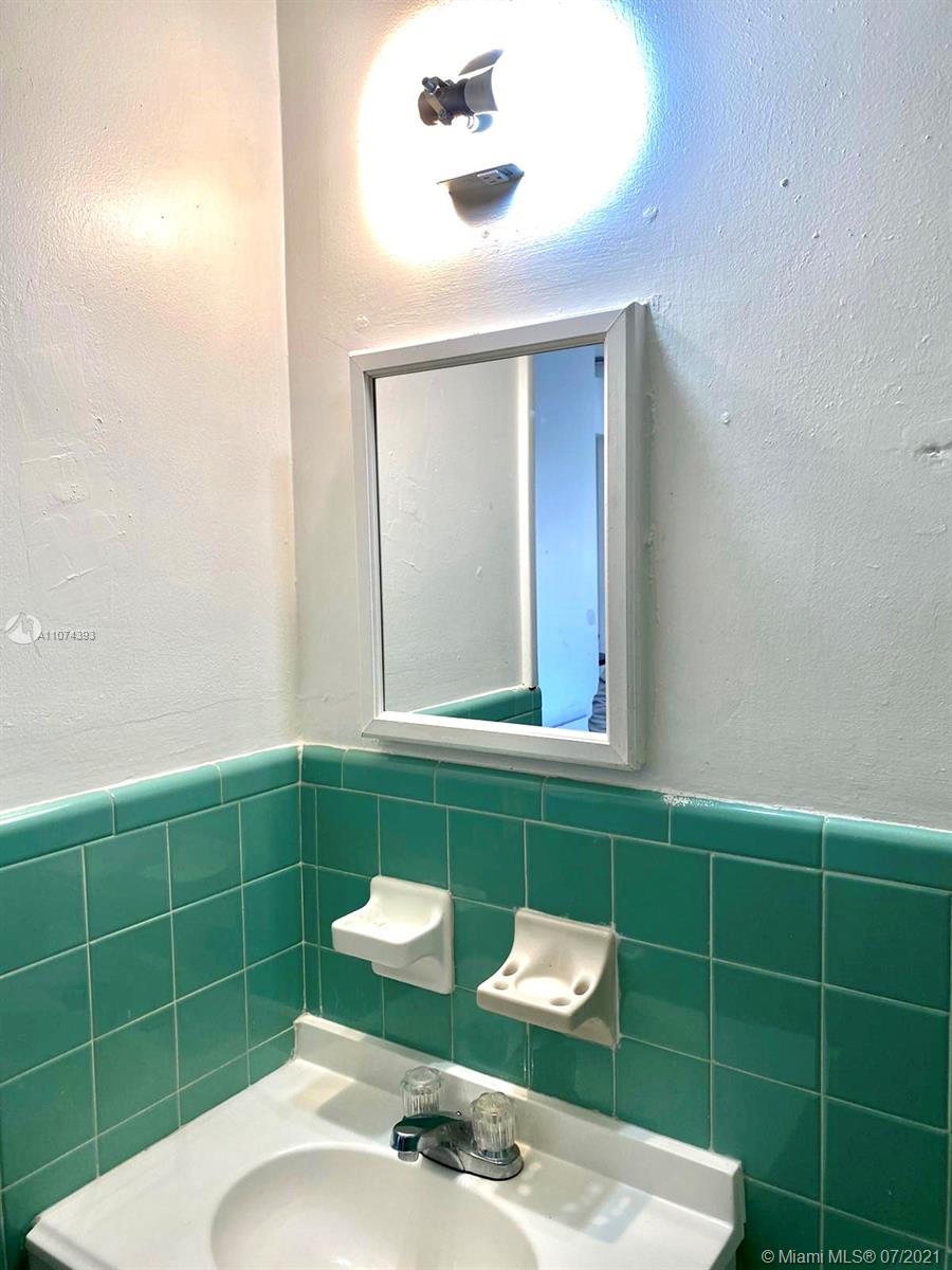 461 Southwest 6th Street, Unit 9 Miami, FL 33130 - Photo 8 of 24