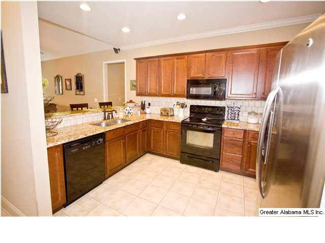 433 Ballantrae Road Pelham, AL 35124 - Photo 8 of 23