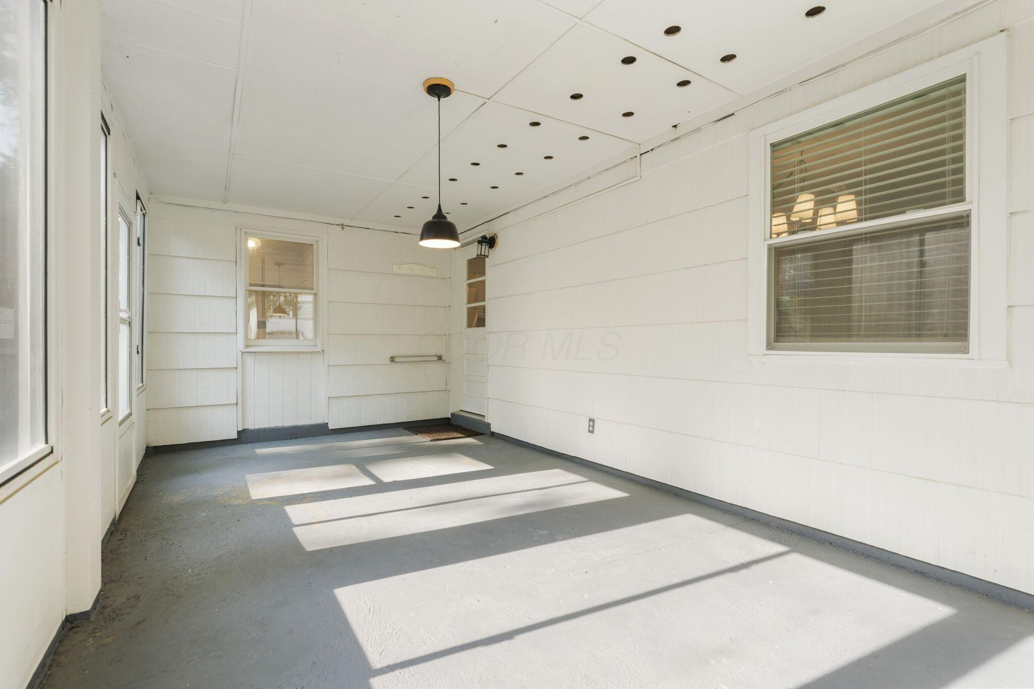 895 Caniff Road Columbus, OH 43221 - Photo 32 of 37 33-web-or-mls-164
