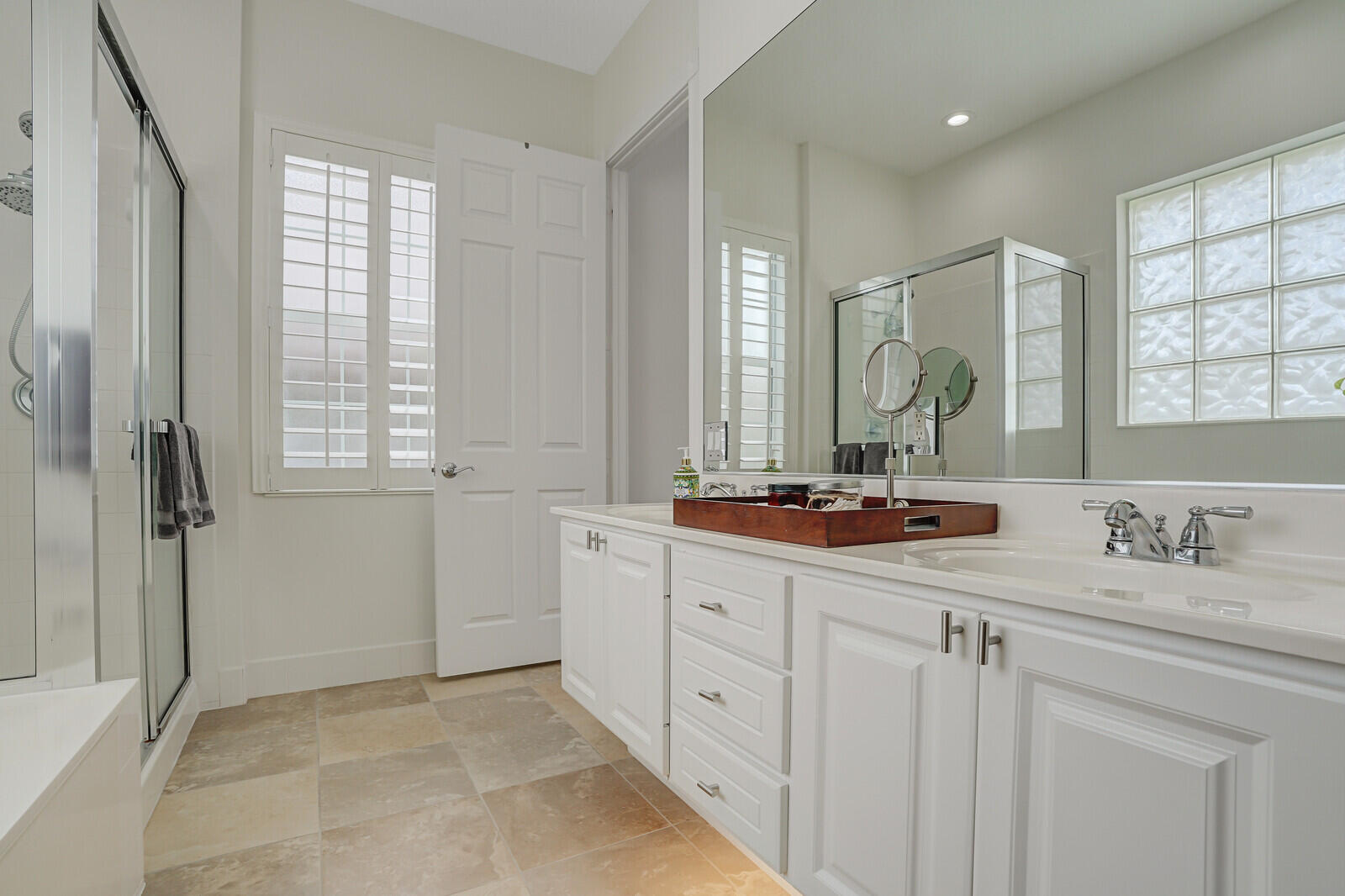 334 Caravelle Drive Jupiter, FL 33458 - Photo 24 of 52 39_Image_29_mls