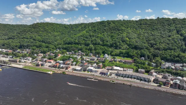 $339,900 | 106 South Second Street, Alma, WI 54610