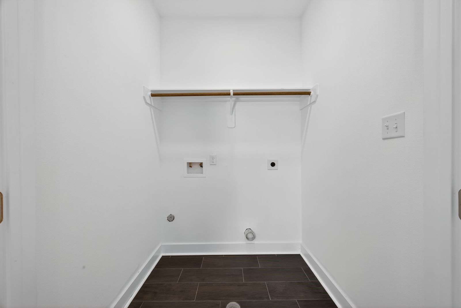 714 Zoe Street Houston, TX 77020 - Photo 18 of 34 a view of room