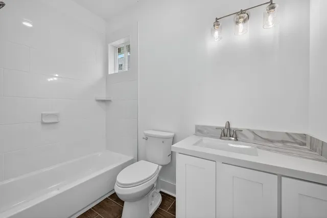 $2,100 | 714 Zoe Street, Houston, TX 77020