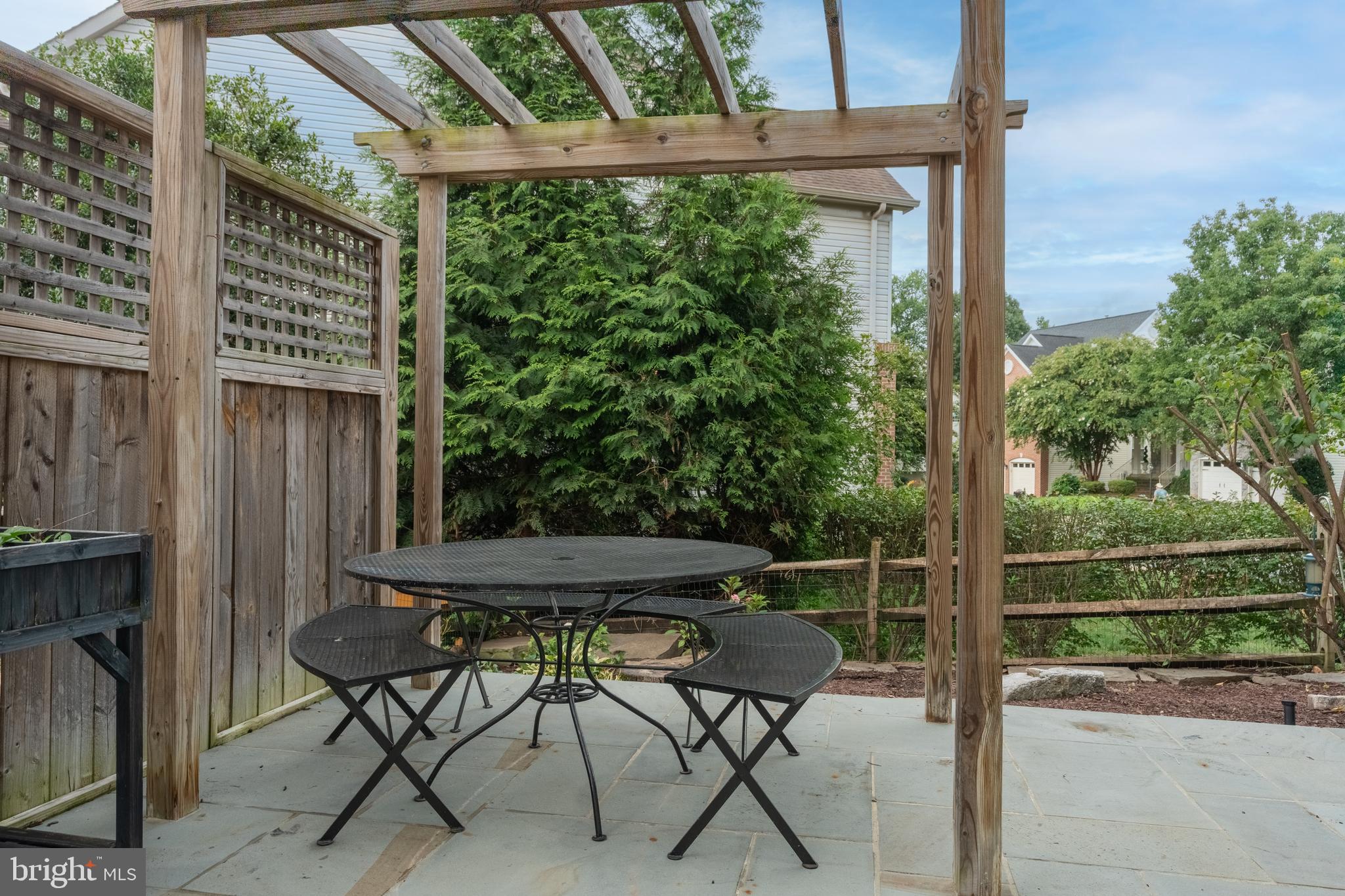 47543 Rippling Drive Sterling, VA 20165 - Photo 44 of 52 Flagstone Patio