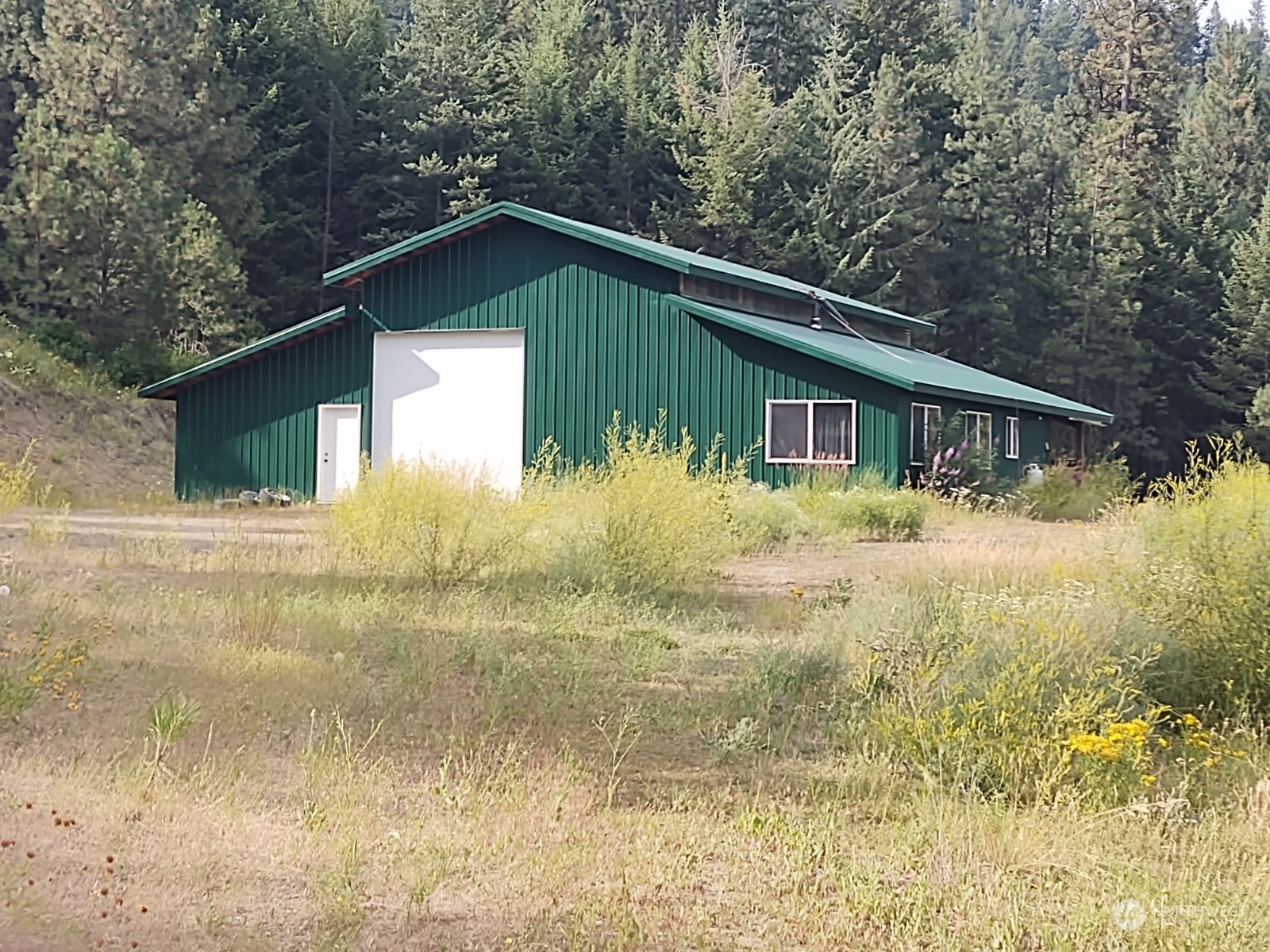 3569 Cedonia-Addy Road, Unit B Hunters, WA 99137 - Photo 1 of 22