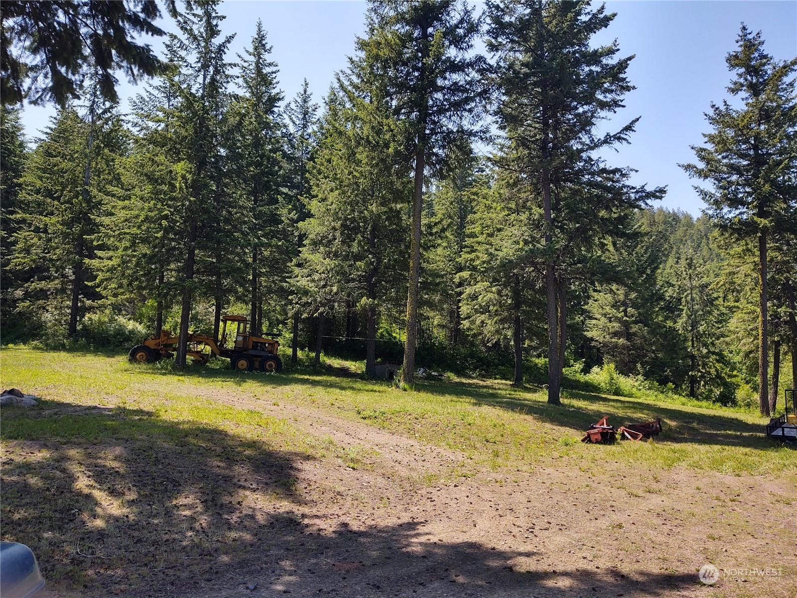 3569 Cedonia-Addy Road, Unit B Hunters, WA 99137 - Photo 19 of 22