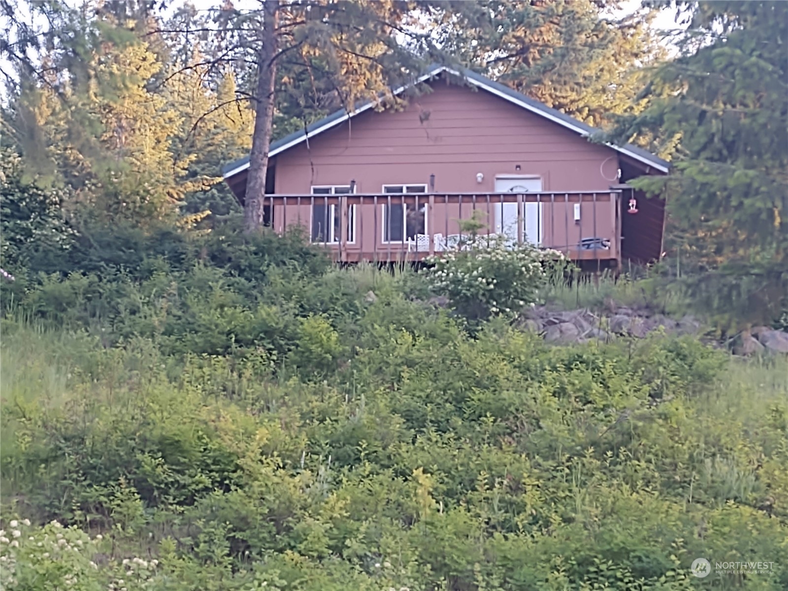 3569 Cedonia-Addy Road, Unit B Hunters, WA 99137 - Photo 20 of 22