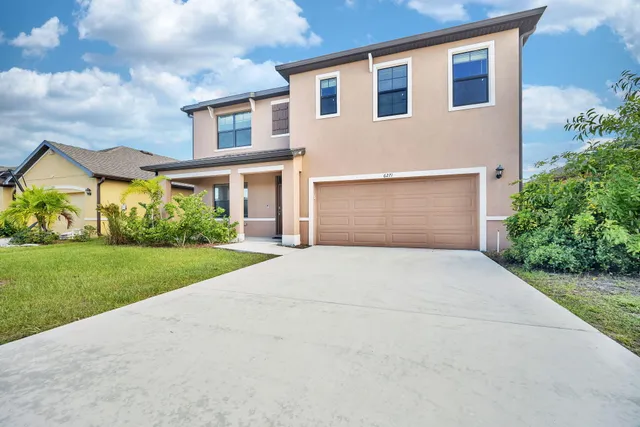 $479,000 | 6271 Northwest Regent Street, Port St. Lucie, FL 34983