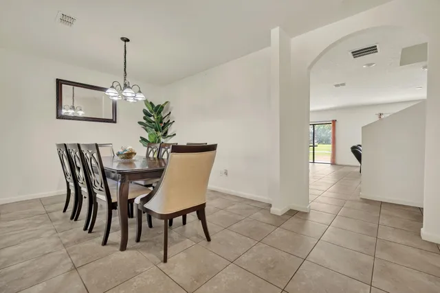 $479,000 | 6271 Northwest Regent Street, Port St. Lucie, FL 34983