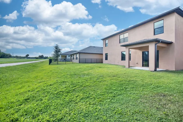 $479,000 | 6271 Northwest Regent Street, Port St. Lucie, FL 34983