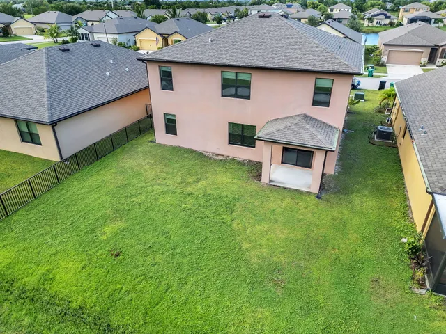 $479,000 | 6271 Northwest Regent Street, Port St. Lucie, FL 34983