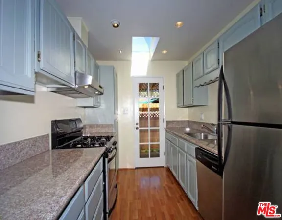 $5,495 | 3542 Greenwood Avenue, Los Angeles, CA 90066