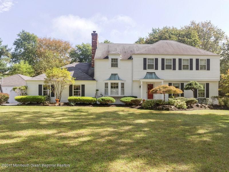 33 Ridge Road Colts Neck, NJ 07722 - Photo 1 of 32 030-250322-IMG_4977_5652656