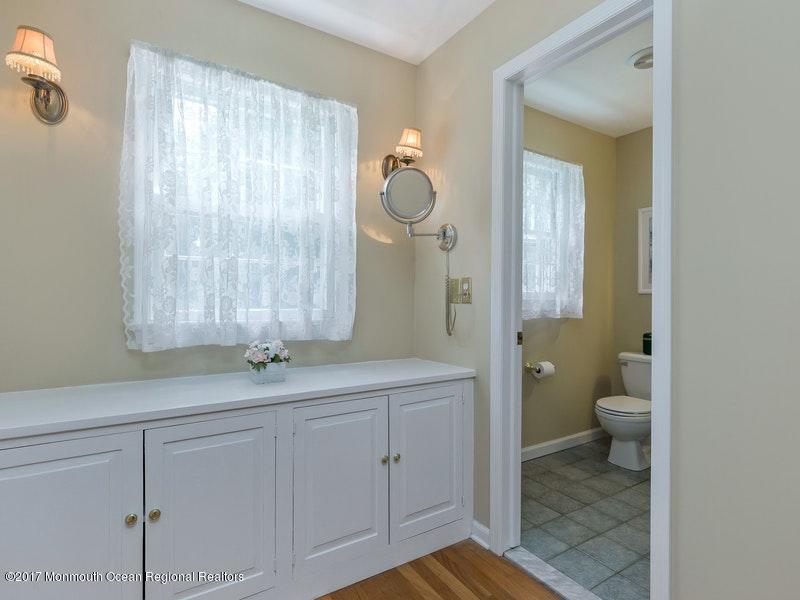 33 Ridge Road Colts Neck, NJ 07722 - Photo 18 of 32 018-250322-IMG_4972_5652646